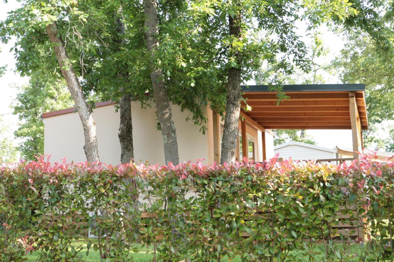 Camping Adria Mobile Home Park Umag Extérieur photo