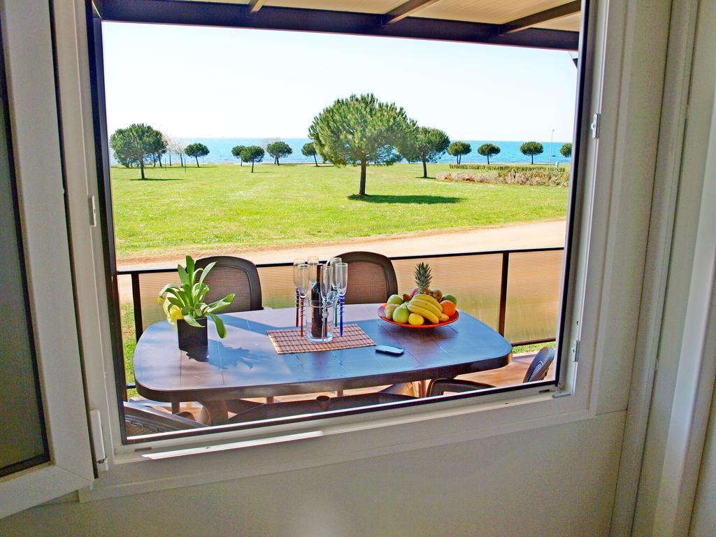 Camping Adria Mobile Home Park Umag Chambre photo
