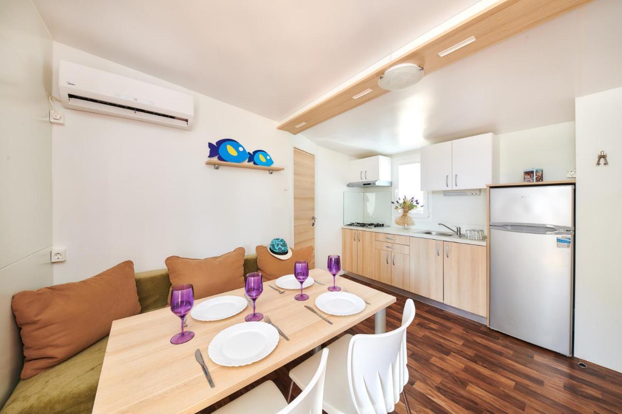 Camping Adria Mobile Home Park Umag Extérieur photo