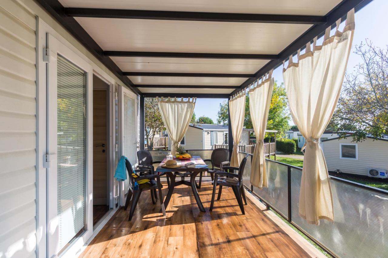 Camping Adria Mobile Home Park Umag Extérieur photo