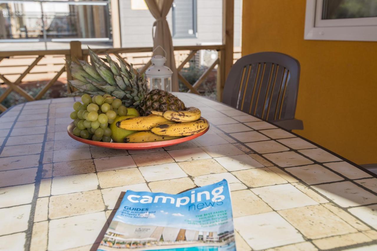 Camping Adria Mobile Home Park Umag Extérieur photo