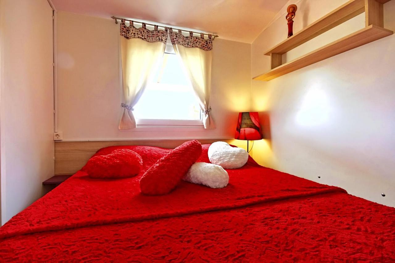 Camping Adria Mobile Home Park Umag Extérieur photo