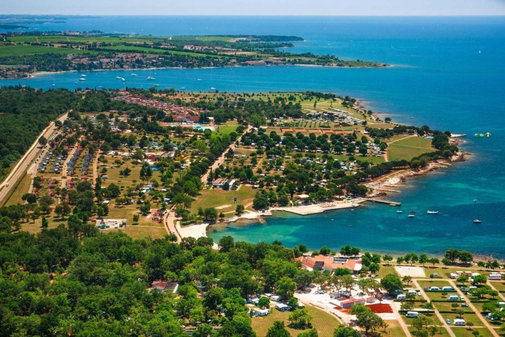 Camping Adria Mobile Home Park Umag Extérieur photo