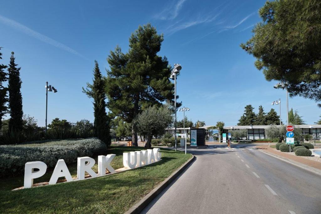 Camping Adria Mobile Home Park Umag Extérieur photo